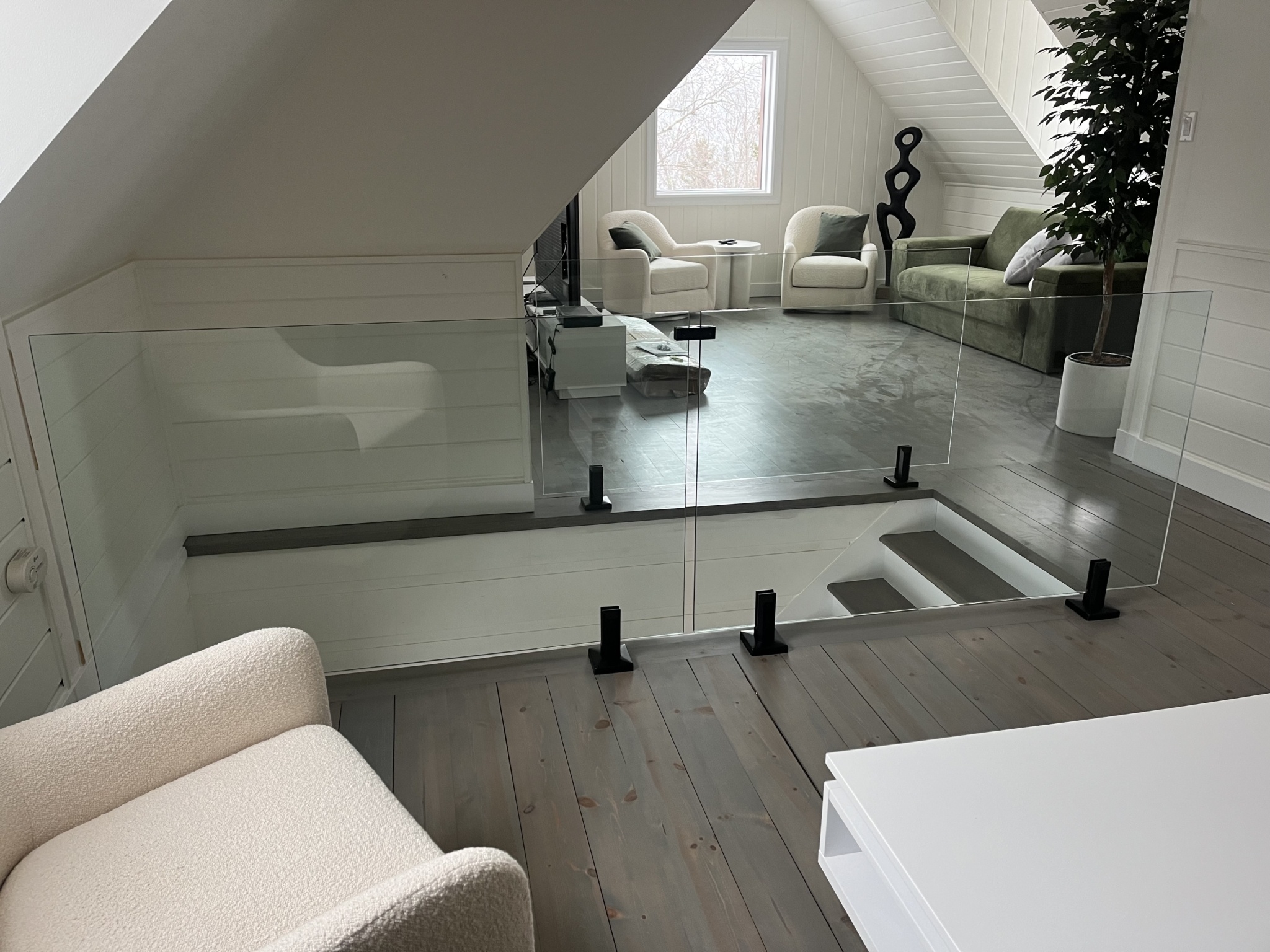 Clôture intérieure de verre