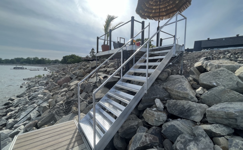 Escalier pour quais sur palier