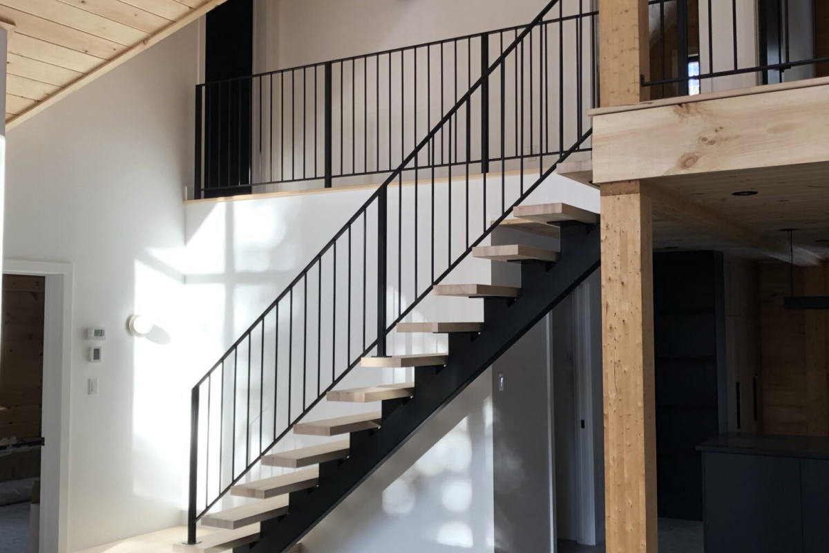 Fabrication d'escalier résidentiel sur mesure