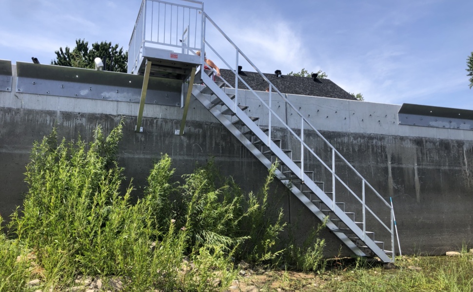 Escalier en aluminium extérieur