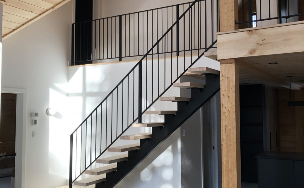 Fabrication d'escalier résidentiel sur mesure