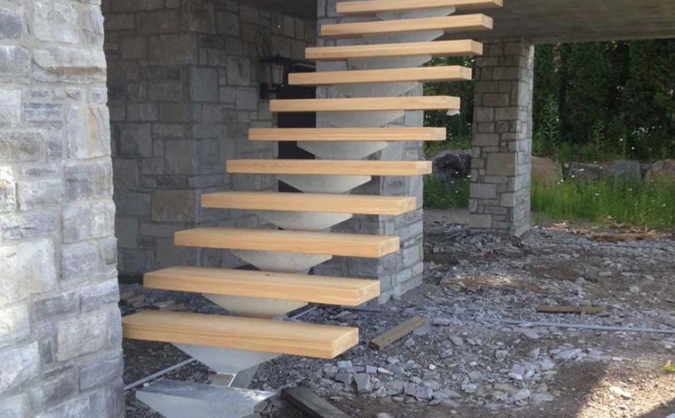 Escalier extérieur sur mesure moderne