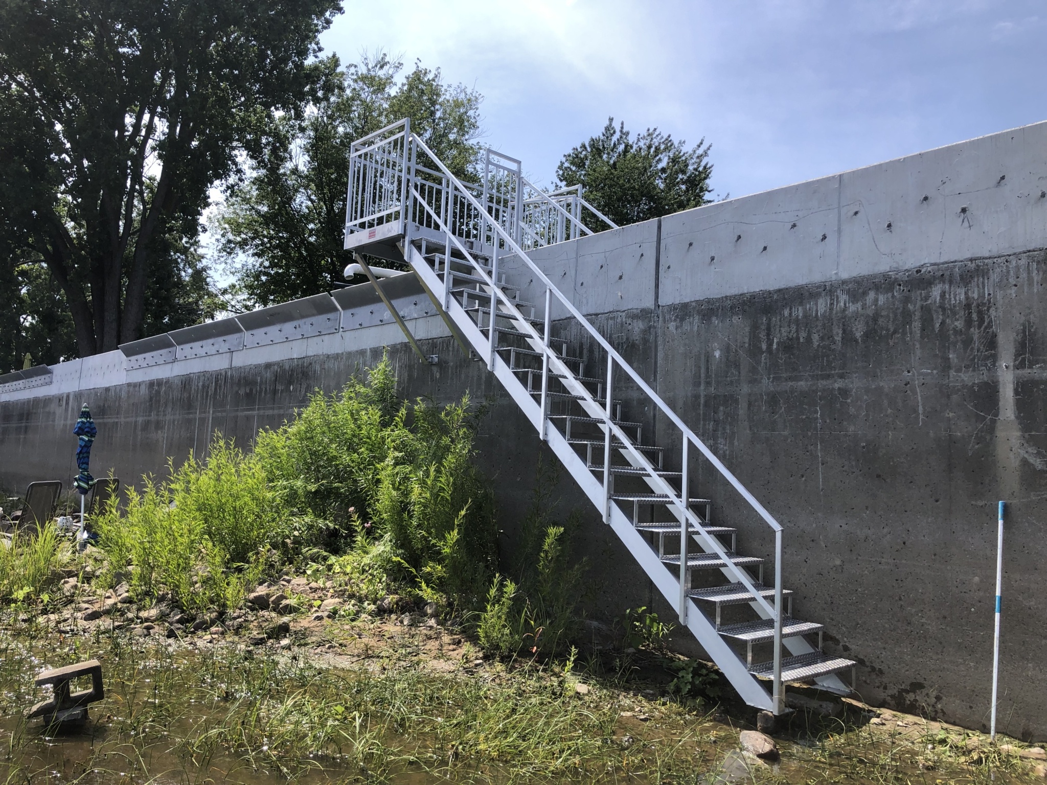 Escalier en aluminium extérieur