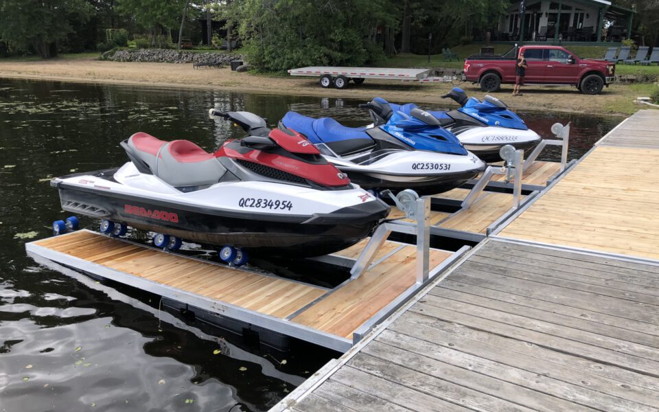 Quai pour motomarine