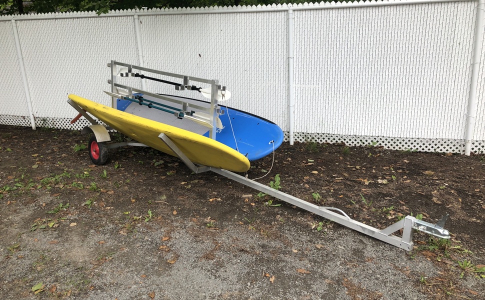 Remorque pour planche à voile