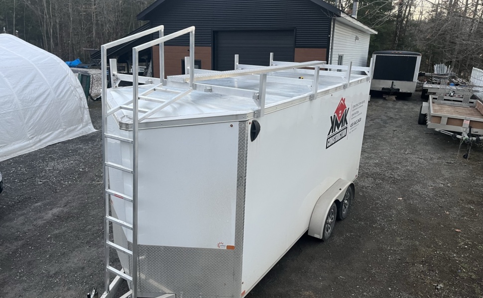 Supports echelles remorque avec echelle