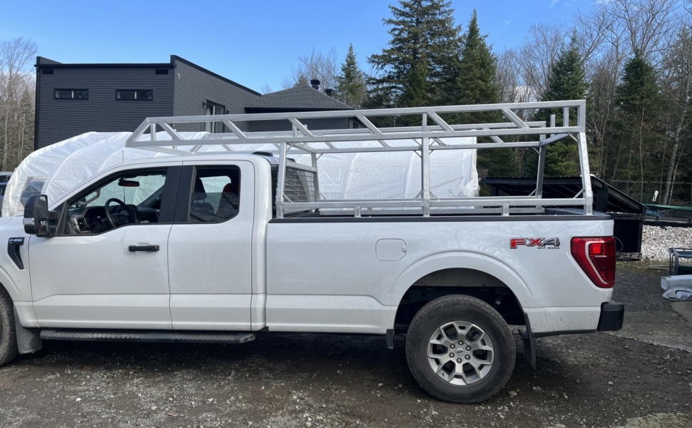 Installation support à échelle pour pick up